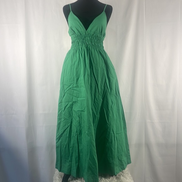 Green maxi dress, spaghetti straps adjustable, v neck, Elastic waist,Large - Picture 11 of 11
